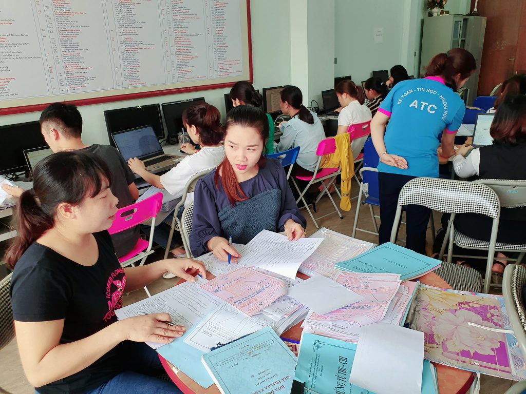 Học kế toán thực tế ở Thanh Hóa.