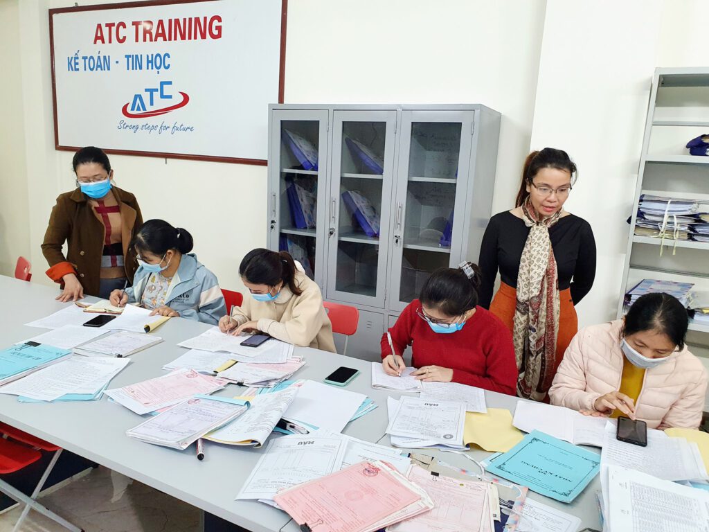 Địa chỉ đào tạo kế toán thực hành tại Thanh Hóa trung tâm ATC hướng dẫn quy định Doanh nghiệp không cần nộp thuế tndn tạm tính vượt 75% 