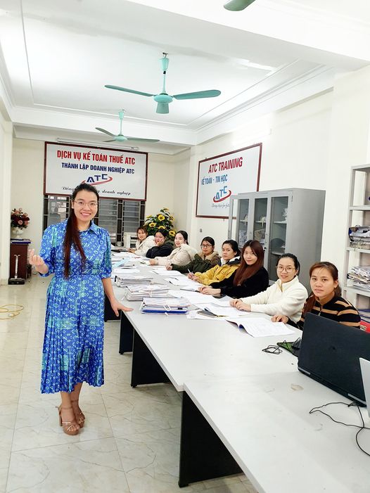 Học kế toán tại thanh hóa SẾP ATC SÁNG NAY VỚI CA LÝ THUYẾT NGỌT NGÀO HIỆU QUẢ ...Trước Khi THỰC CHIẾN trên máy, các bạn được trực