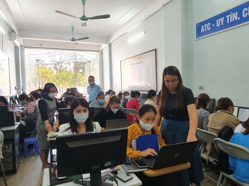 Trung tâm tin học tại thanh hóa Trên con đường thành công luôn có những dấu chân của sự vấp ngã, của sự hi sinh và của những vết sẹo.Tất cả