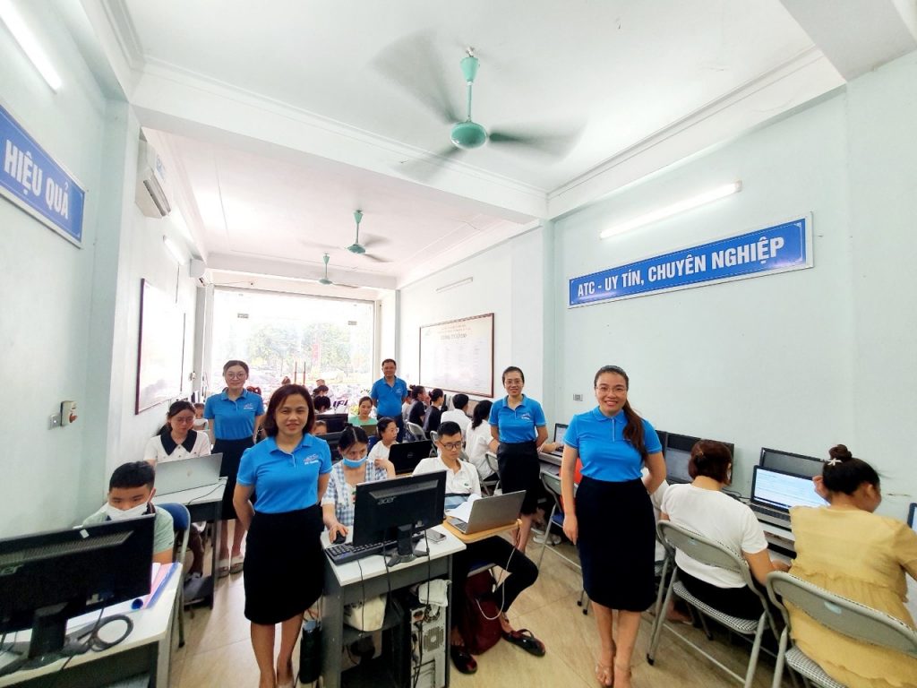 Lớp học tin học văn phòng ở Thanh Hóa Chào đón 2024 với năng lượng và chất lượng tuyệt vời cho 1 THƯƠNG HIỆU ĐẸP & UY TÍN...