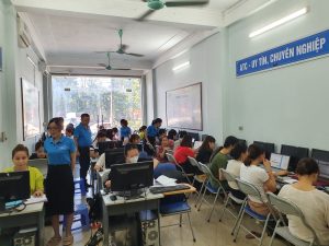 Học tin học thực hành tại thanh hóa Làm cách nào để nối và tách bảng trong word? Tin học ATC xin chia sẻ cách làm trong bài viết dưới đây nhé!